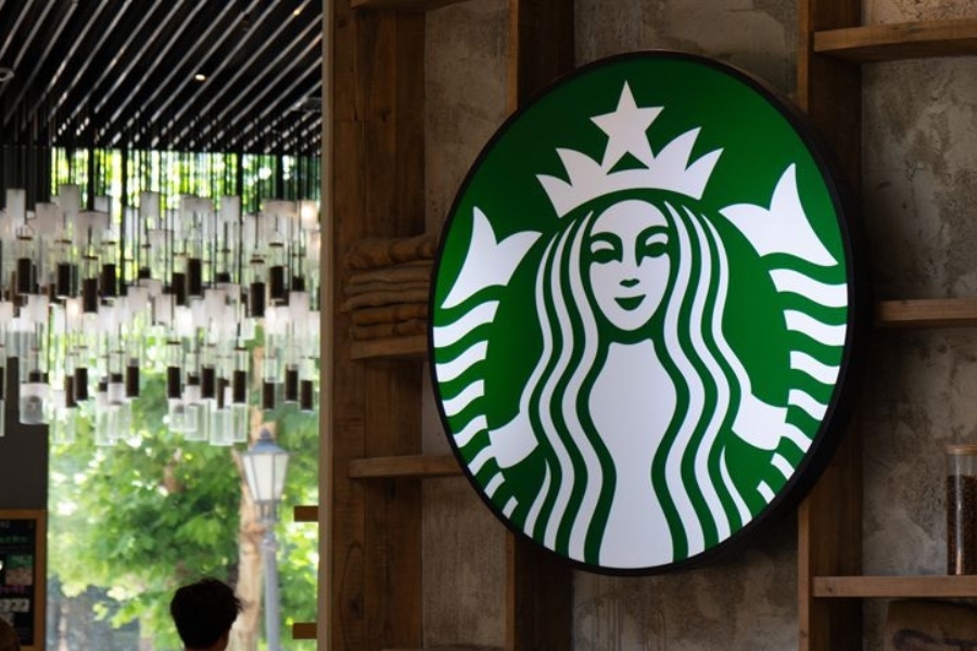 Starbucks attracts bids for China business, denies full exit