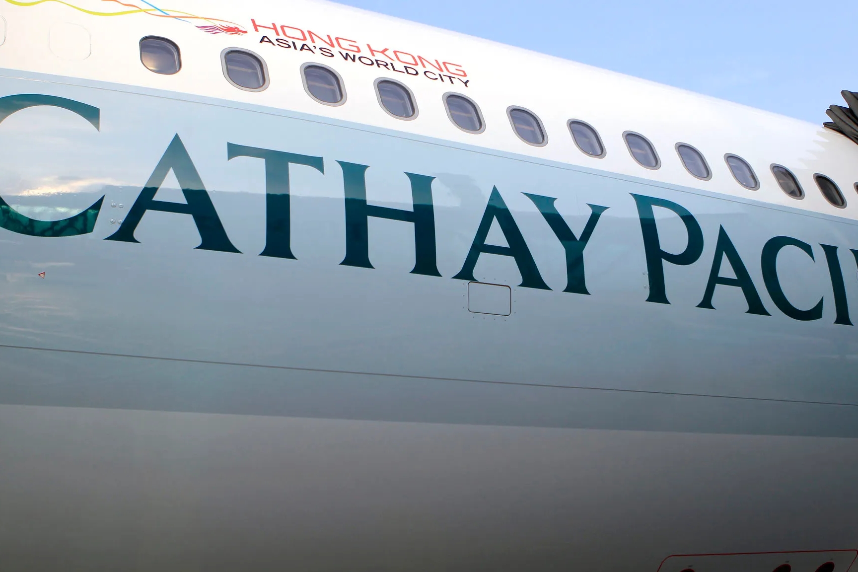 Cathay acts swiftly, fires crew involved in insulting non-English speaking passenger
