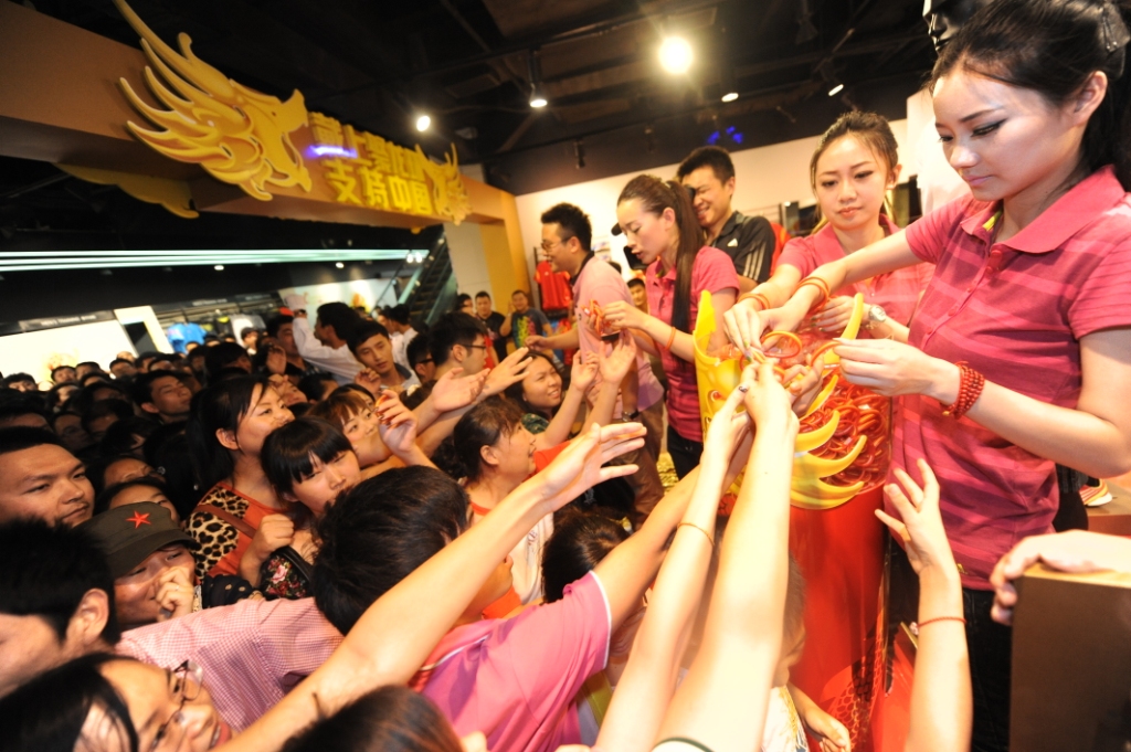 Adidas ignites national pride for Chinese athletes with freebie campaign