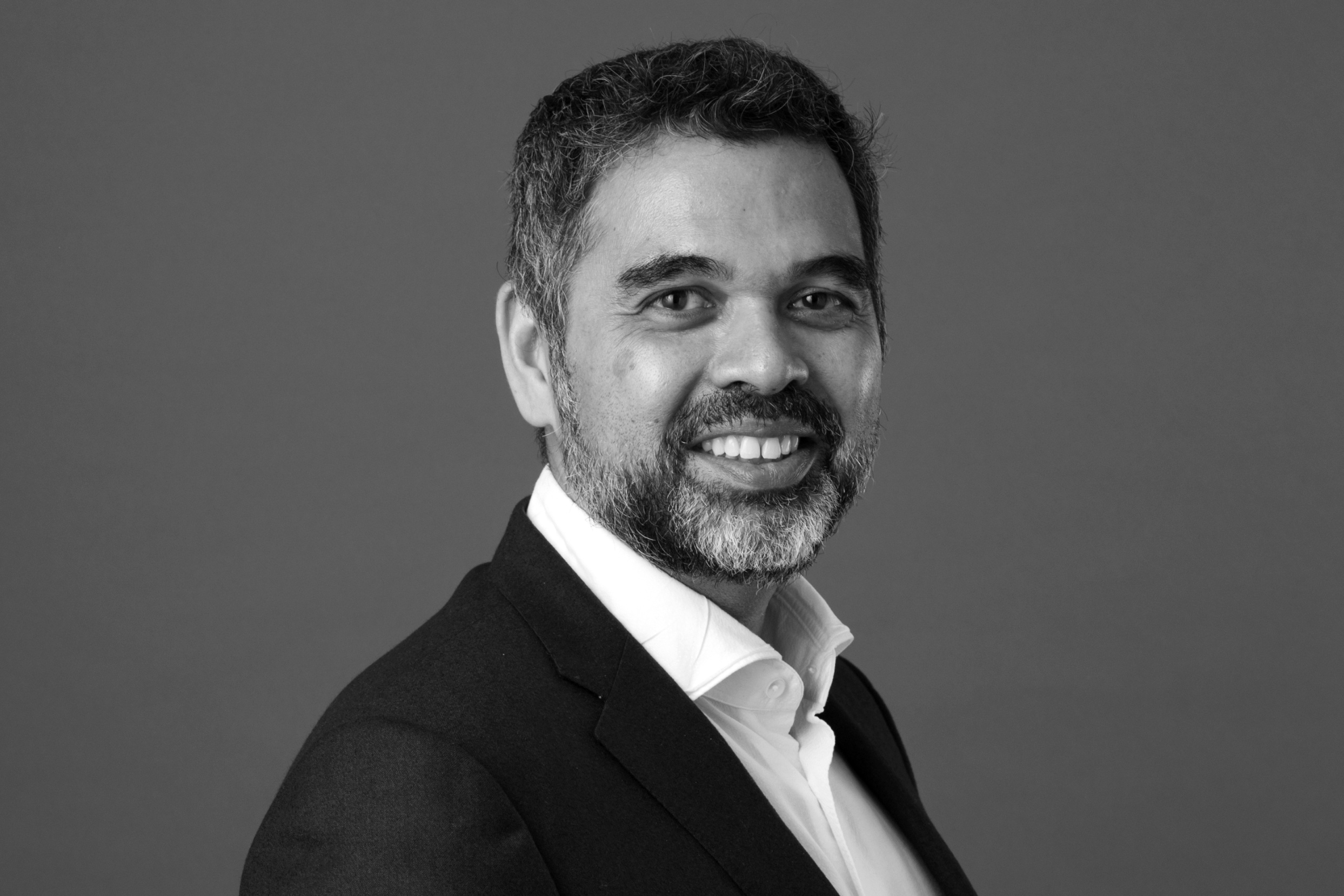 Global creative CEO Dick van Motman leaves Dentsu