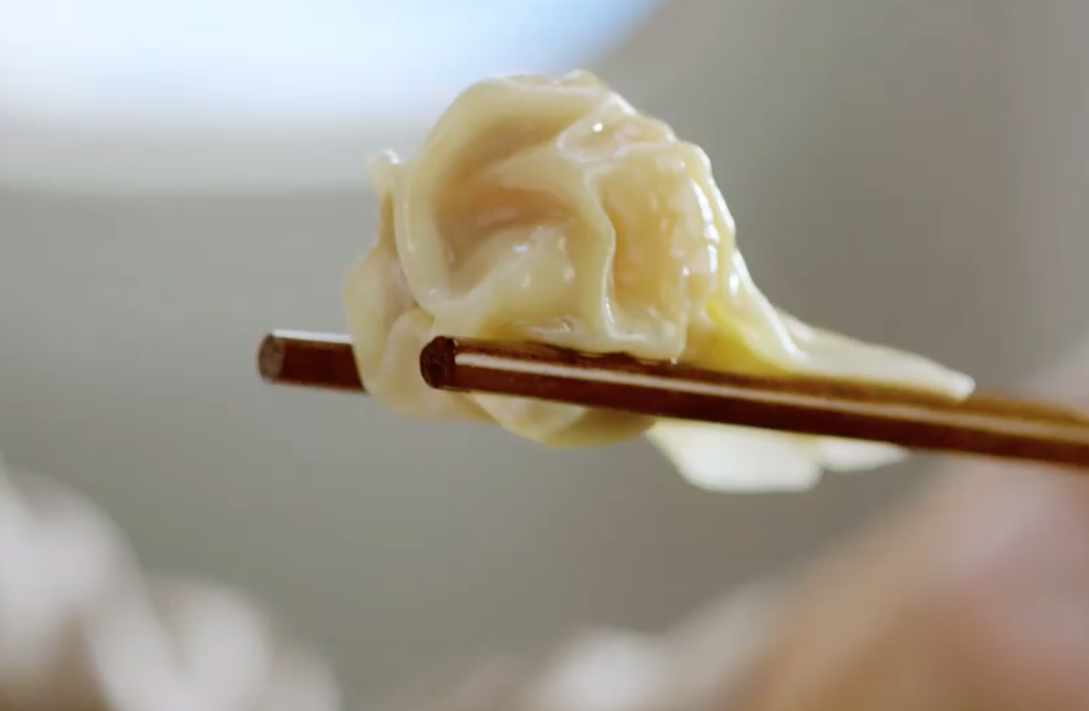 Cathay Pacific romances travellers with food in new global campaign