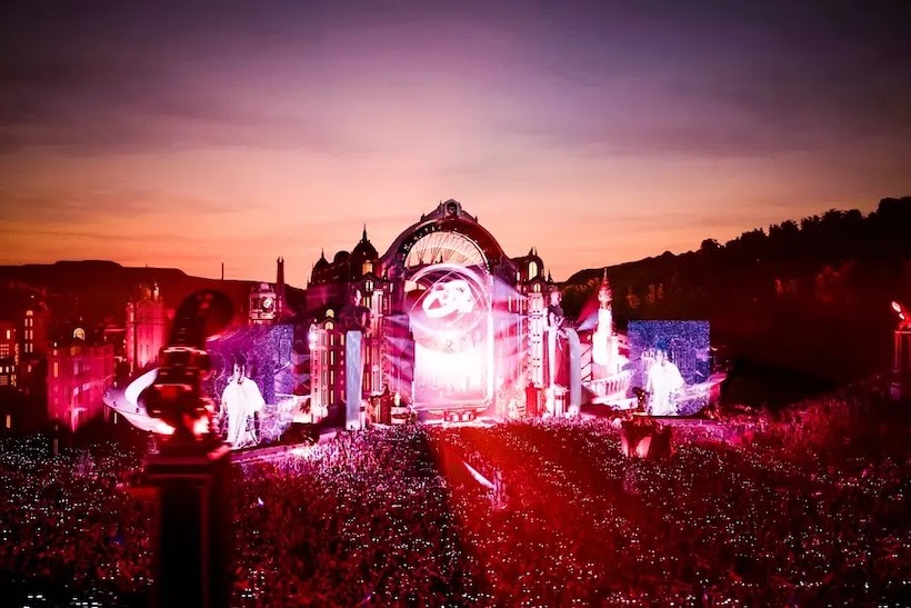 Dept acquires Dogstudio, the shop behind Tomorrowland’s virtual festival