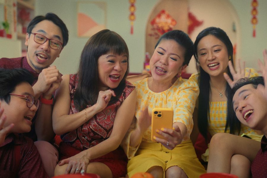 Singtel solves tech and customer service issues in 'hoppy' new year film