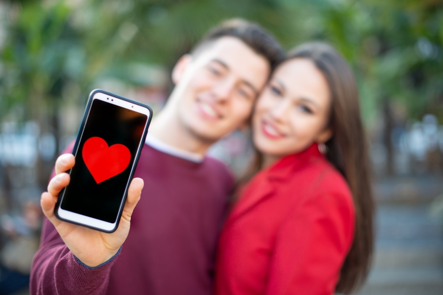 Tinder tops the charts, Coffee Meets Bagel dominates Singapore’s serious dating scene: YouGov