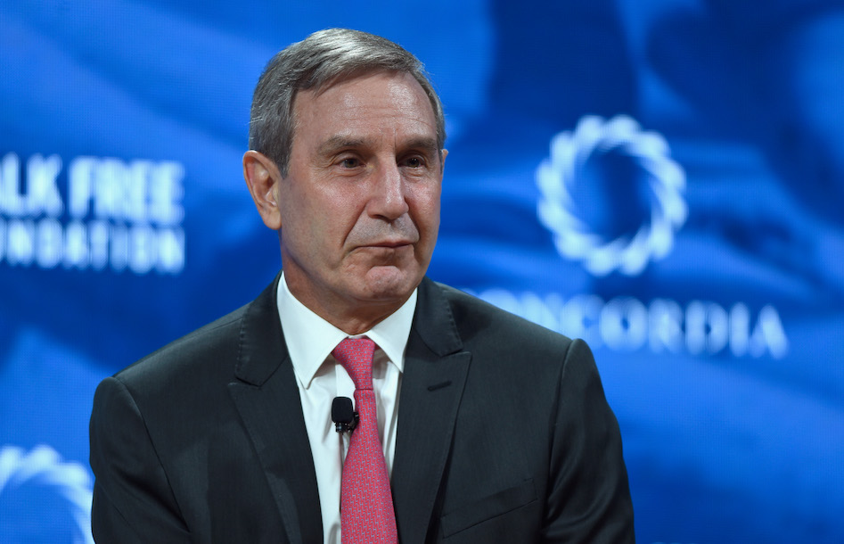 Edelman splits with Standard Bank Group