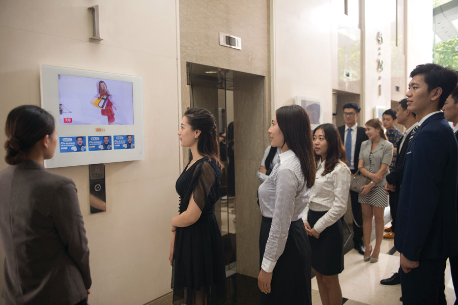 Measuring outdoor media performance