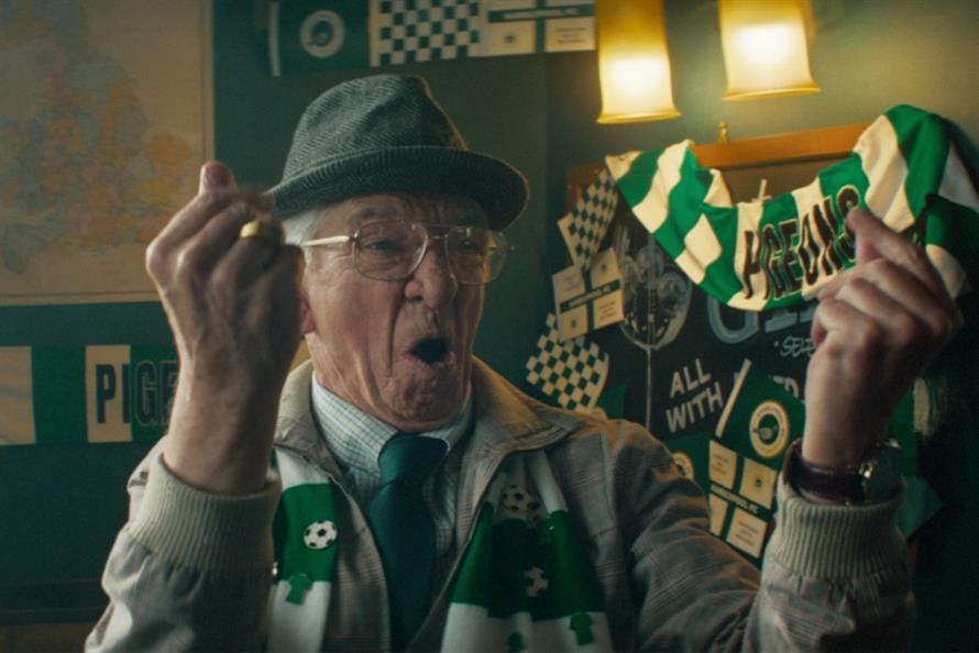 Paddy Power kicks off football season with musical spot