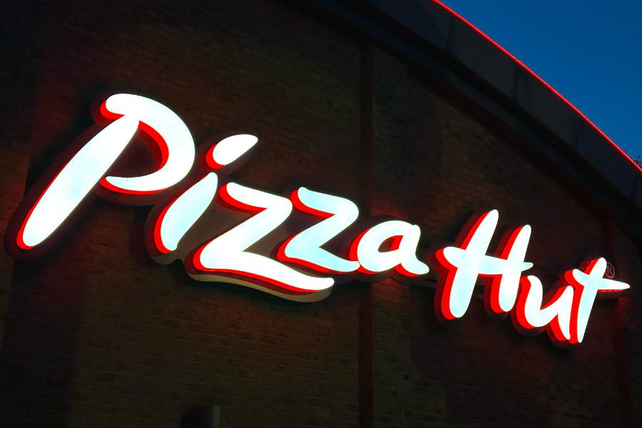 Yum China hands $400 million media account to Publicis