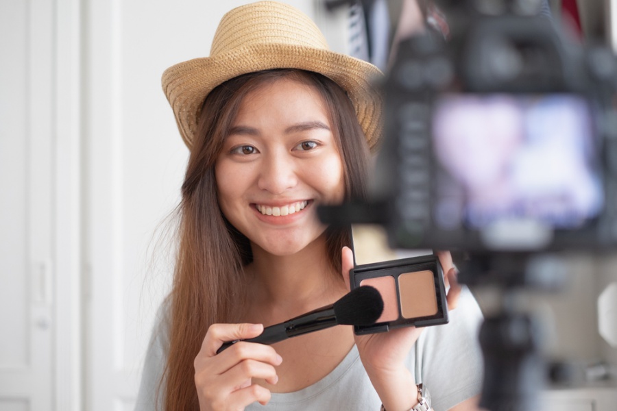 Indonesians lead Southeast Asia in beauty talk