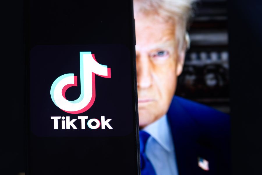 Trump signs order to delay TikTok ban for 75 days